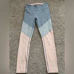 Outdoor Voices 7/8 Colorblock Workout Leggings Women’s Size Small Activewear